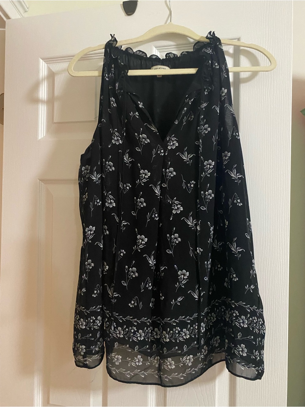 Max Studio Black Floral Tank
